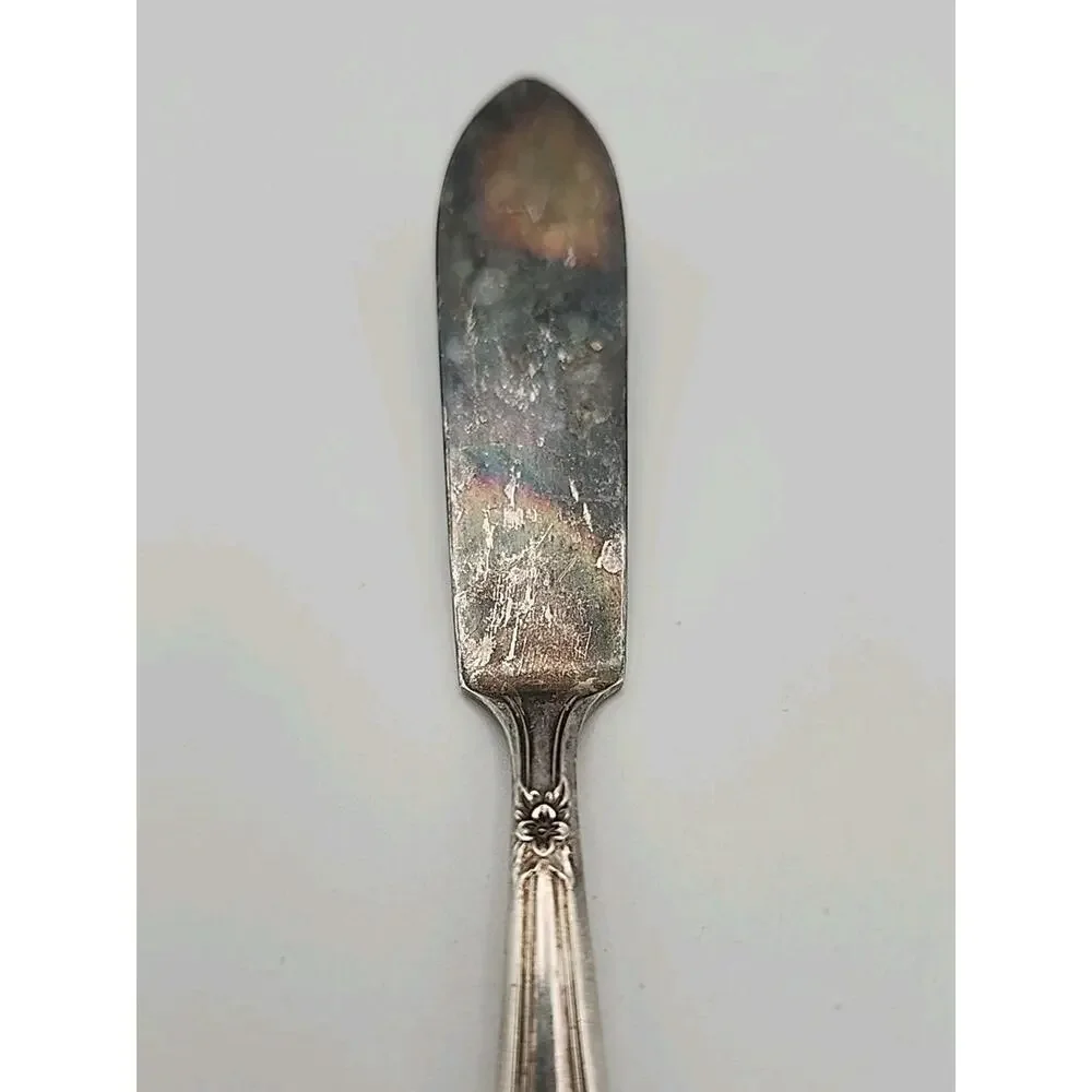 Vtg WM Rogers & Sons ROYAL MANOR Extra Silverplate Flat Handle Butter Knife